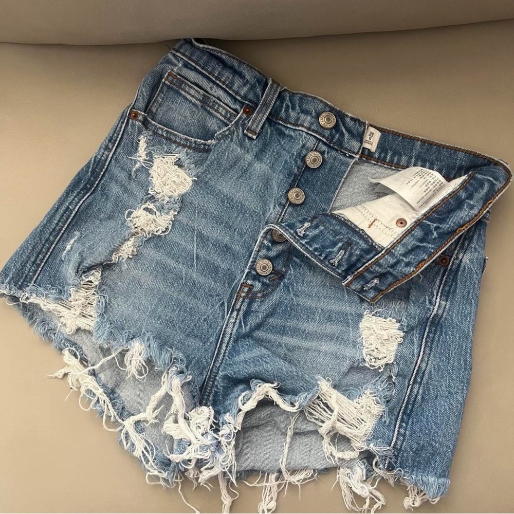 Abercrombie & Fitch High Rise Mom Shorts